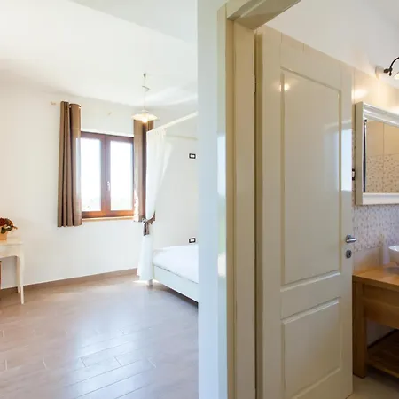 Roza By Briskva Basici